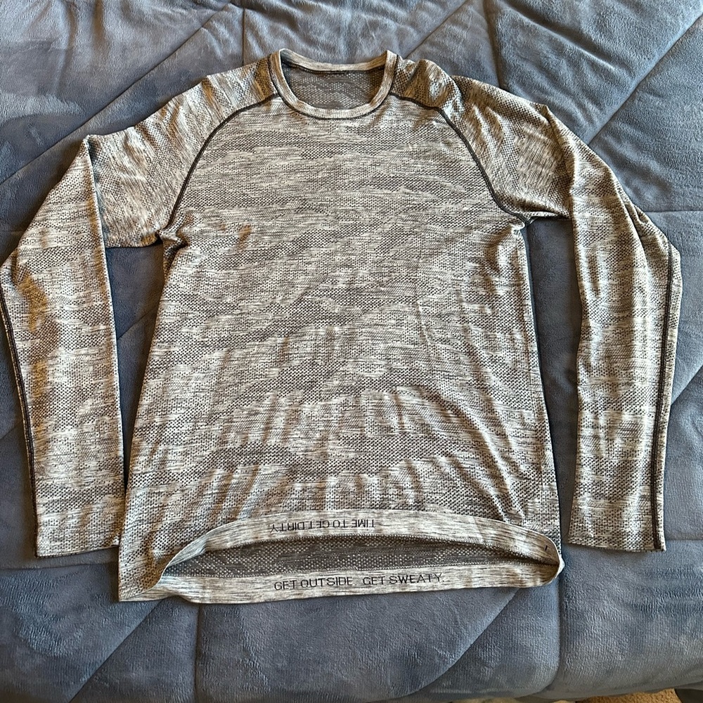 LuLuLemon Long Sleeve Grey Shirt